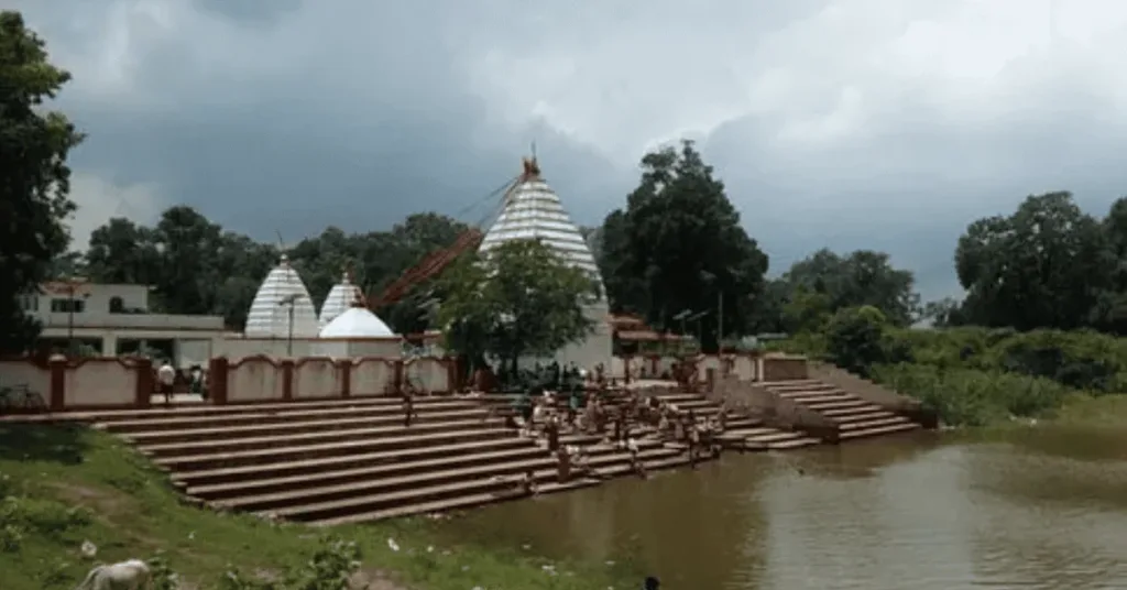 Pound near Baba Sumeshwar Nath temple