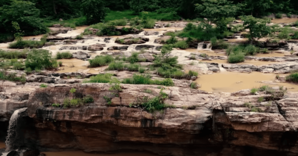 Tamasin Waterfall in Chatra District-min
tamasin waterfall photos