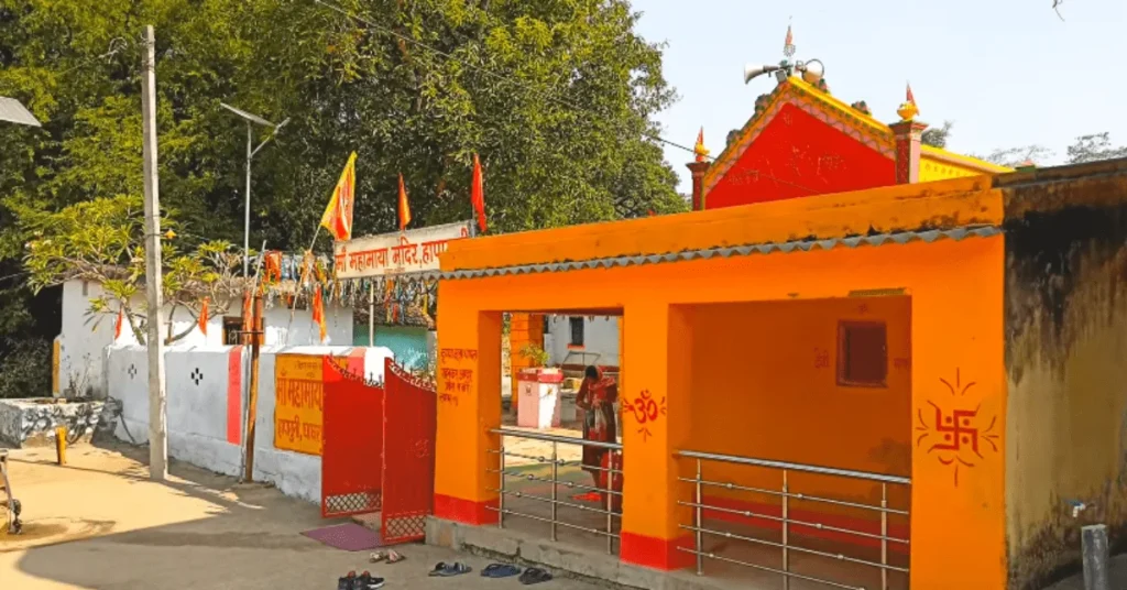 hapamaya temple in gumla