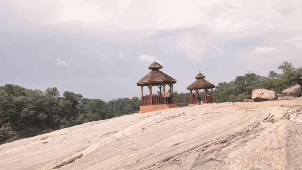 2 beautiful view point on the big stone of Sugga Bandh Waterfalls latehar