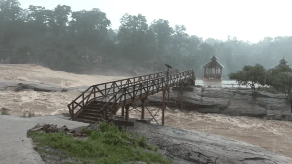 Bridge in the Sugga Bandh Waterfalls