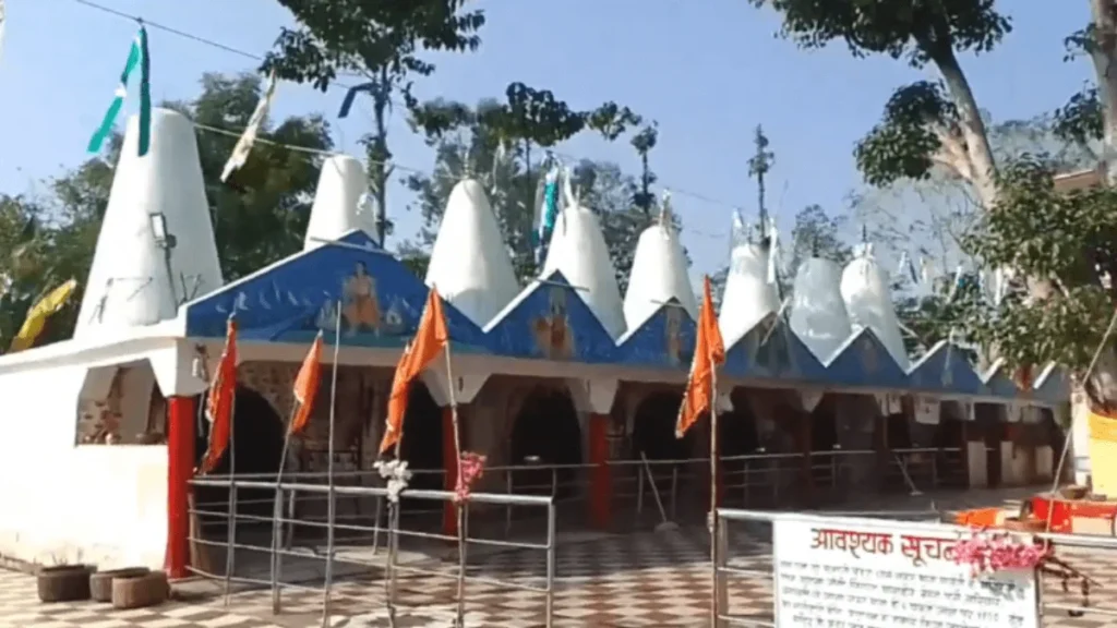 all simiral temple in puto dham