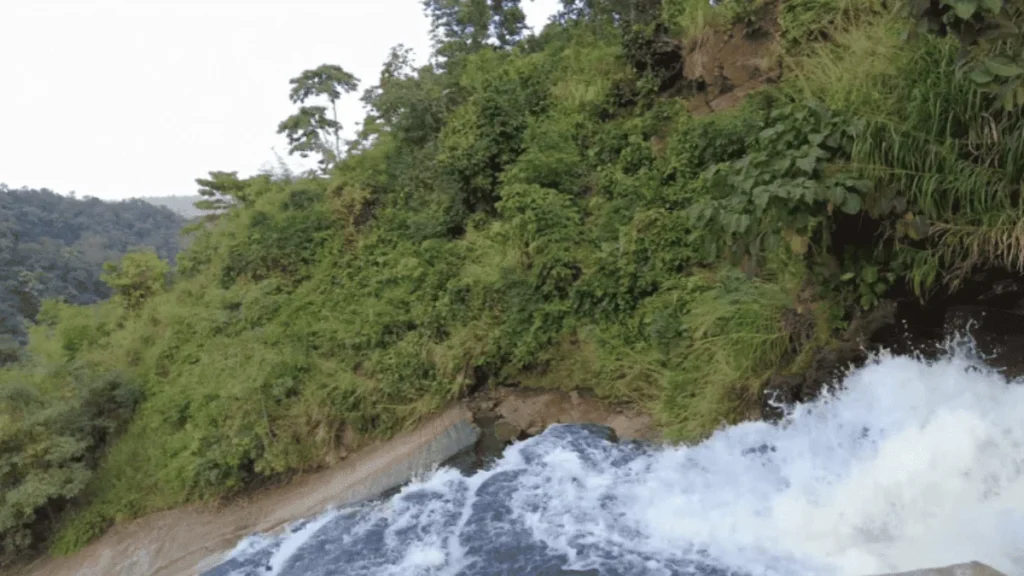 kanti falls in latehar district