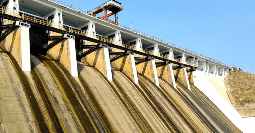 konar dam gate