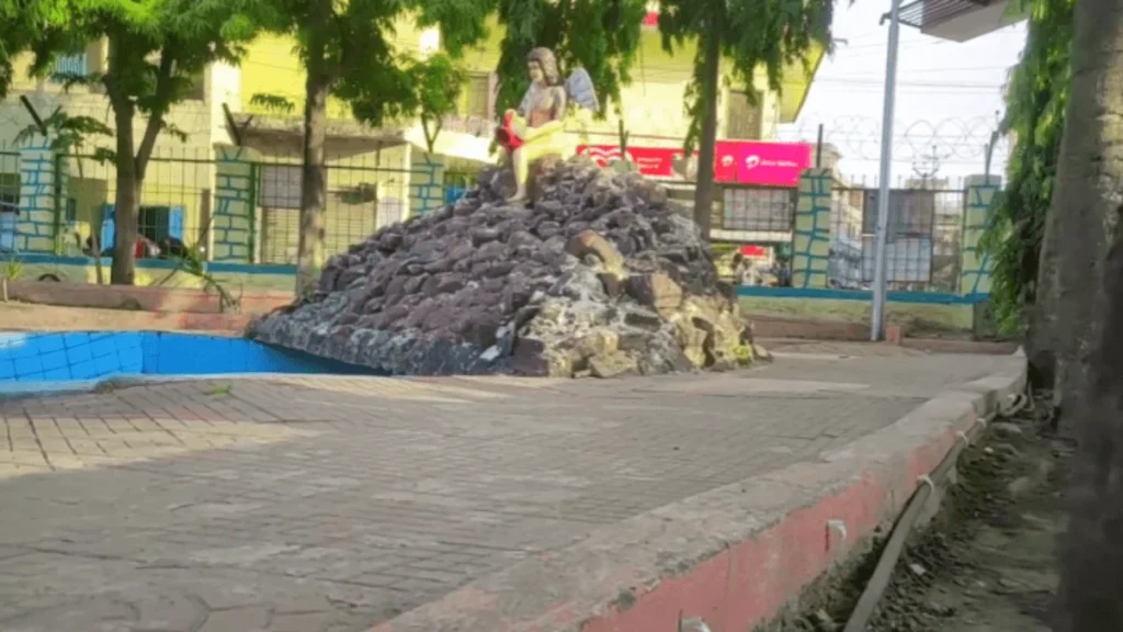 walking place in the Ajay Udyan Park