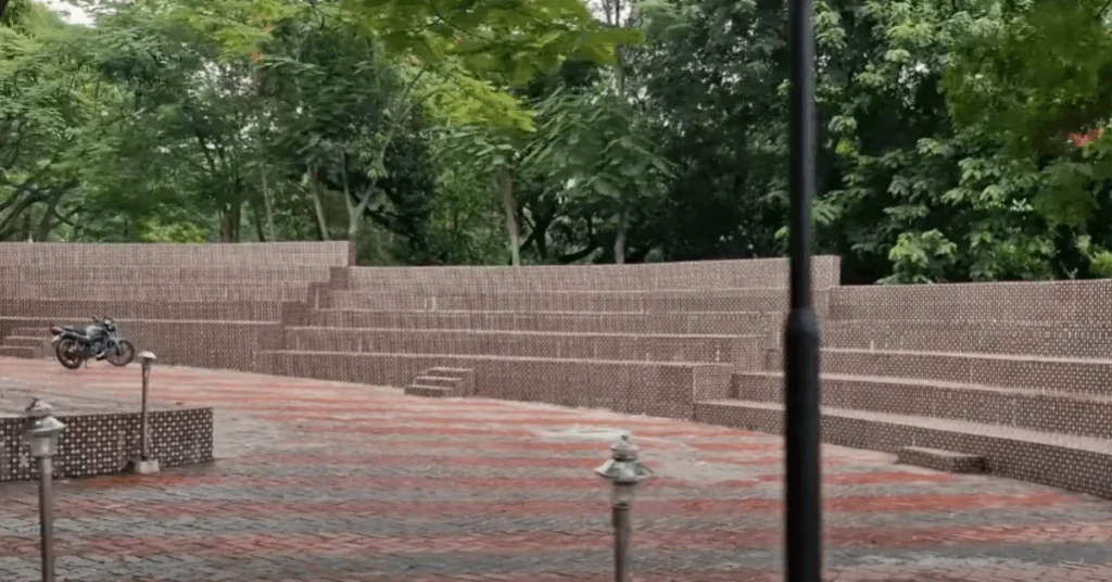 Sitting Area of Rock garden ranchi jharkhand