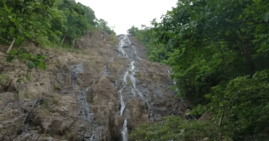 Hesakocha waterfall saraykela kharsawa